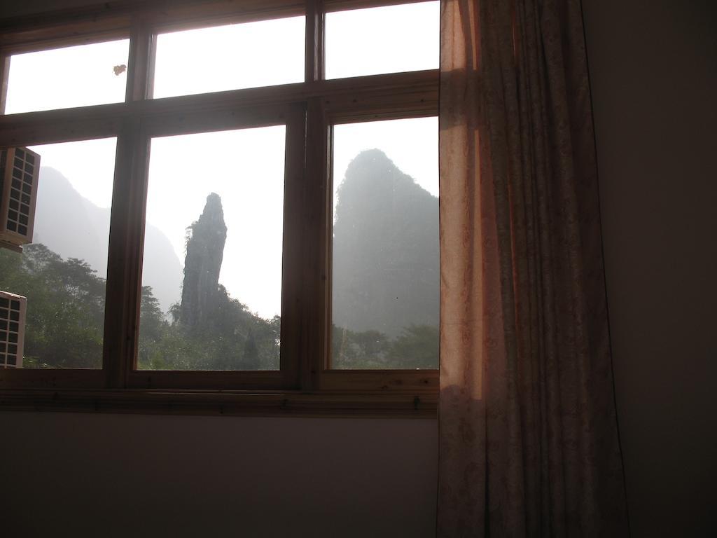 Yangshuo Peaceful Valley Retreat Hotel Екстериор снимка