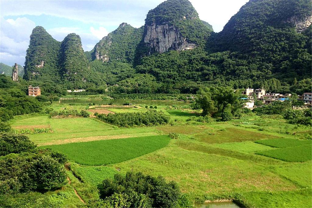 Yangshuo Peaceful Valley Retreat Hotel Екстериор снимка